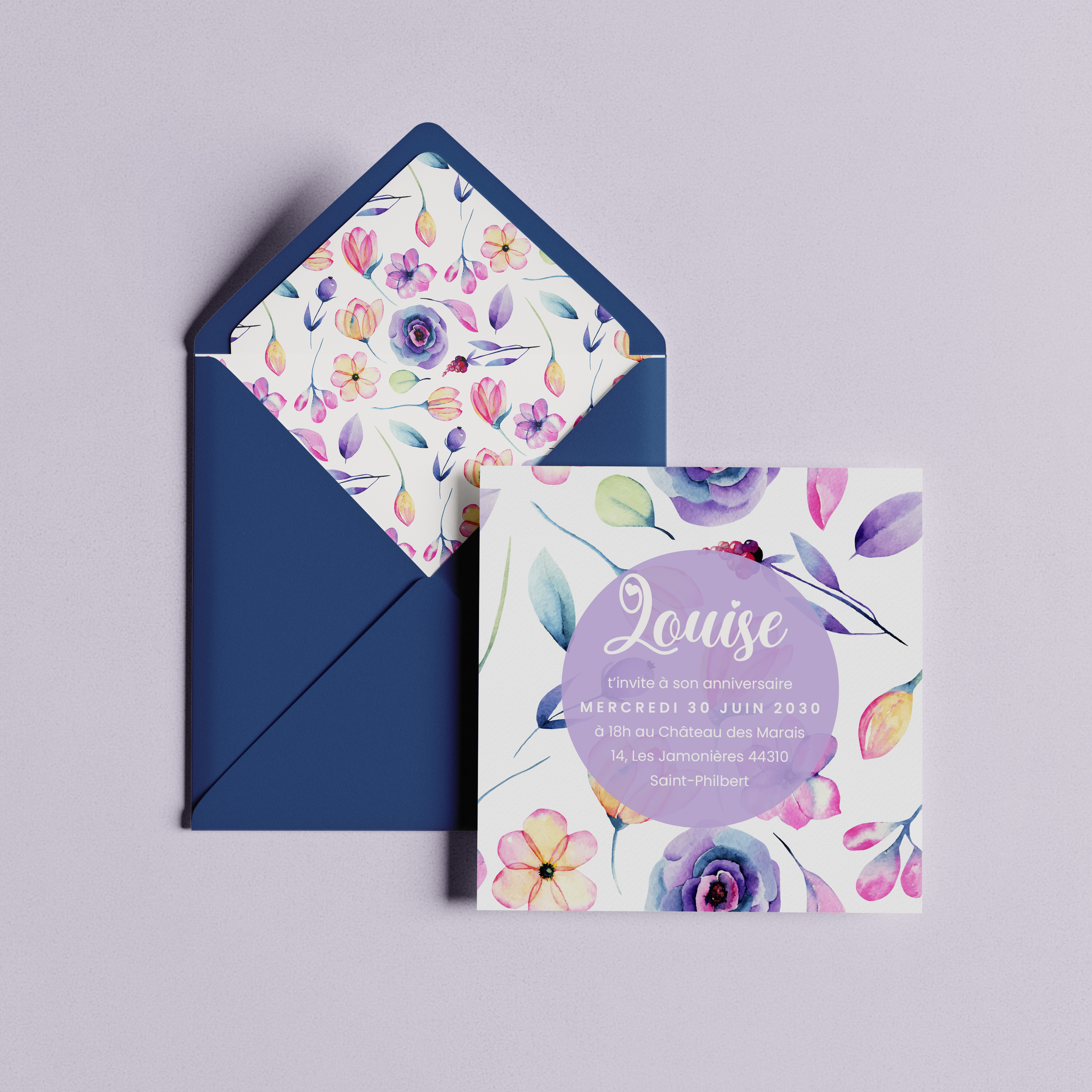Flower Carpet - הזמנה זו מאמצת בהירות רגועה צבע דומיננטי מואר יישורים סדורים וטיפוגרפיה מדויקת. בעיצוב היוצרים שלנו היא יוצרת נוכחות פרימיום שמציבה את המסר במרכז. אתם שולחים טקסט אנו מעצבים בקפידה מאזנים את הפלטה ומוסיפים לוגו עדין לפי צורך. בפורמט דיגיטלי בלבד היא מגיעה מיד לנמענים. פרופורציות נשלטות היררכיה קריאה ומרחב לבן נדיב מעניקים קריאה חלקה ואלגנטית מתאימה להכרזה בטקט ולהזמנה בביטחון.