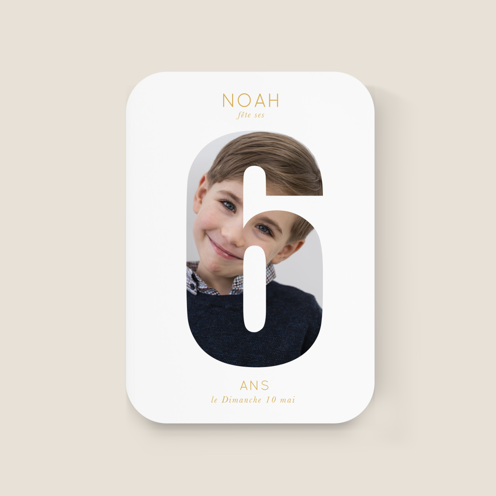 Number Card 6 - הדגם מדגיש אסתטיקה פשוטה צבע דומיננטי בטוח אך מדוד שוליים פשוטים וטיפוגרפיה ברורה. המכלול יוצר מסגרת פרימיום המציגה את המילים ללא עומס. בעיצוב המאיירים שלנו היא משקפת מודרניות עדינה ומעודנת. אנו מבצעים התאמה אישית שילוב טקסט איזון גוונים ולוגו עדין. בדיגיטל בלבד היא מגיעה מיד לנמענים. כל פרט קצב חזותי היררכיה ופרופורציות נבחן לקריאות ואלגנטיות. התכתבות עכשווית אמינה ומאופקת.